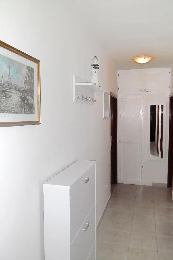 Apartments By The Sea Splitska, Brac - 2923 Postira Luaran gambar