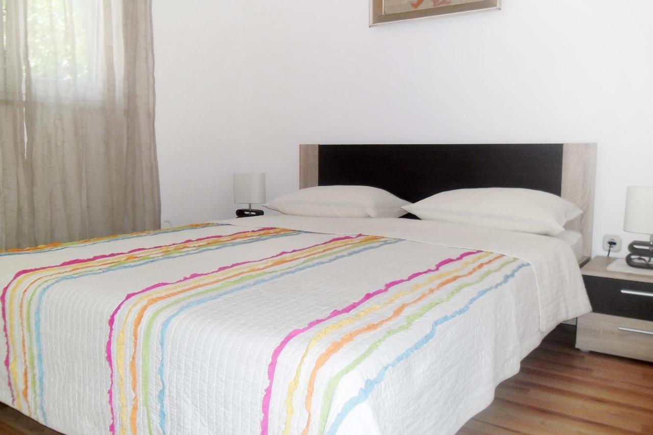 Apartments By The Sea Splitska, Brac - 2923 Postira Luaran gambar